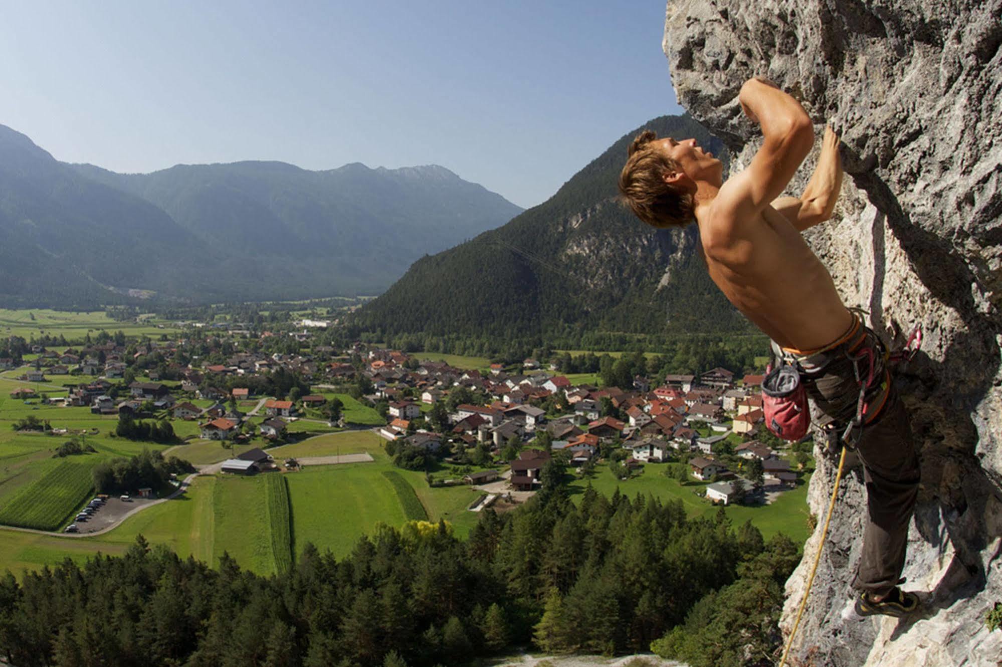 Gasthaus Sonne Tarrenz Luaran gambar